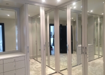 Fitted wardrobe doors with mirrors